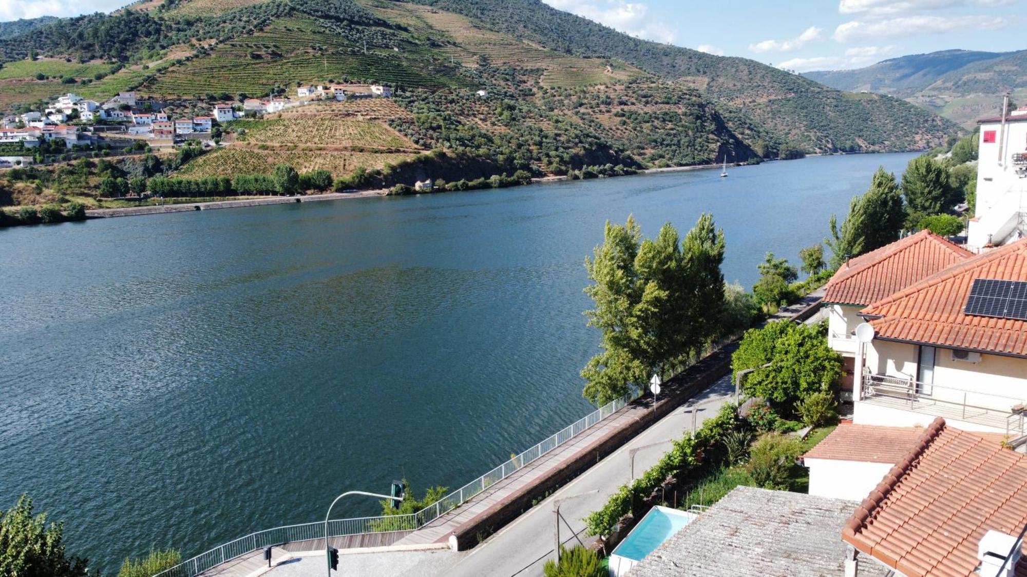Vivenda A Beira Rio Villa Armamar Luaran gambar